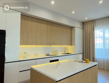 4-комнатный дом, 6 соток, 217 м², миниатюра 10