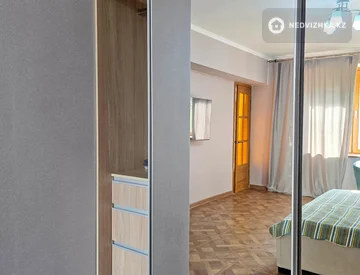 1-комнатная квартира, этаж 2 из 5, 39 м², На длительный срок, миниатюра 5