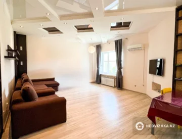 2-комнатная квартира, этаж 2 из 8, 89 м², миниатюра 1