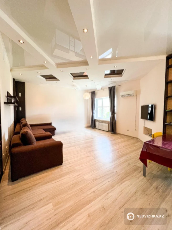 2-комнатная квартира, этаж 2 из 8, 89 м²