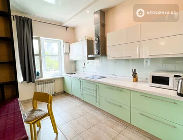 2-комнатная квартира, этаж 2 из 8, 89 м², миниатюра 3