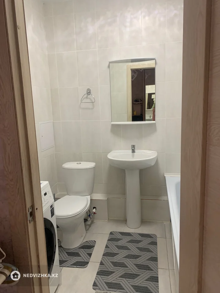 1-комнатная квартира, этаж 7 из 9, 40 м², фотография 2
