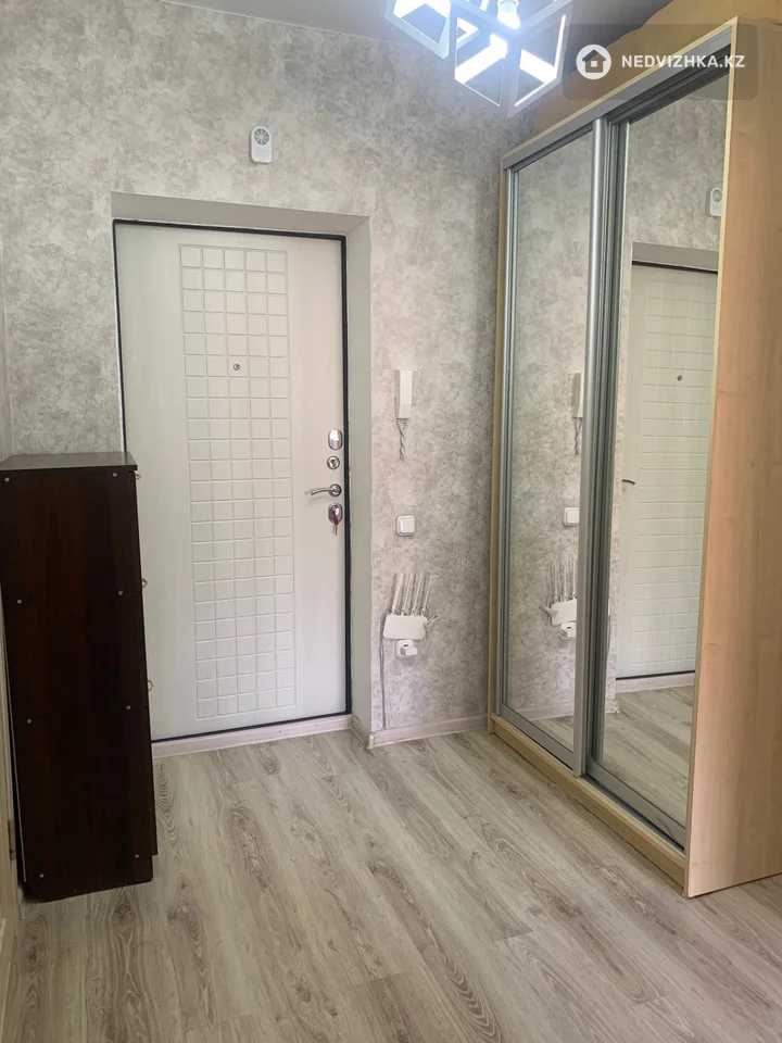1-комнатная квартира, этаж 7 из 9, 40 м², фотография 3