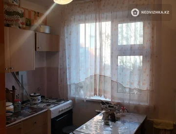 3-комнатная квартира, этаж 3 из 5, 65 м², миниатюра 10