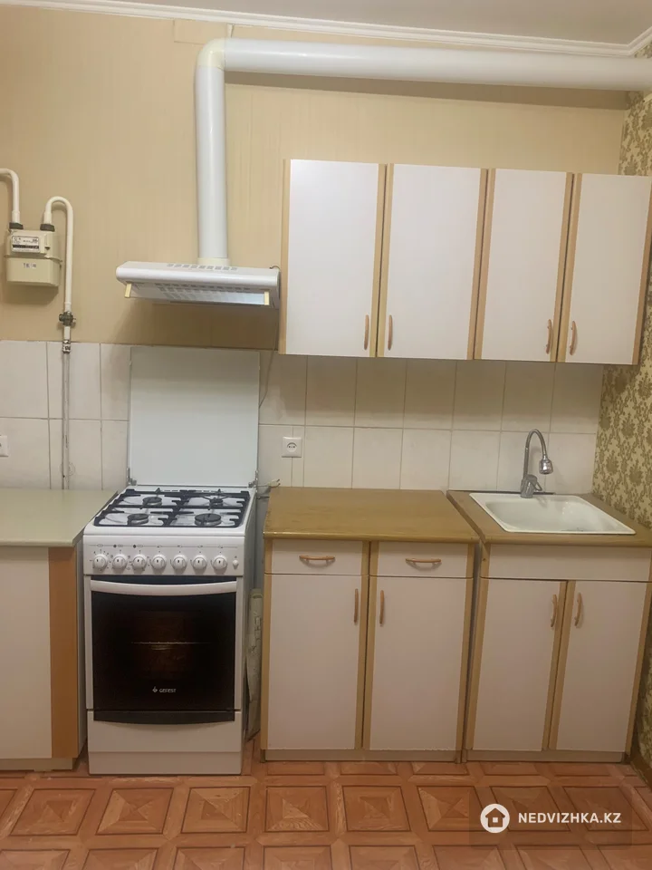 1-комнатная квартира, этаж 4 из 5, 34 м², фотография 5