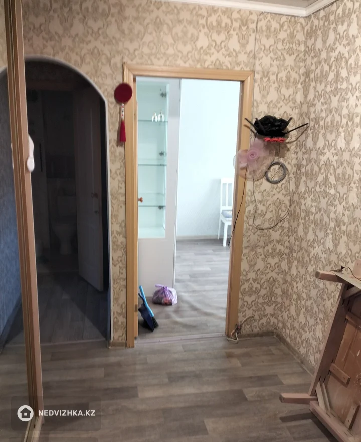 3-комнатная квартира, этаж 3 из 9, 45 м², фотография 4