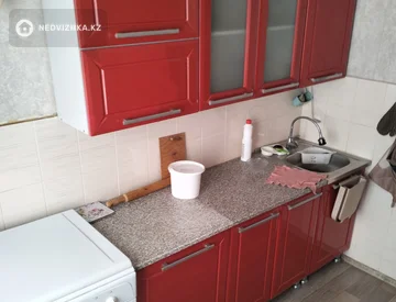 3-комнатная квартира, этаж 3 из 9, 45 м², миниатюра 7