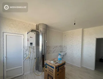 2-комнатная квартира, этаж 4 из 9, 642 м², На длительный срок, миниатюра 3