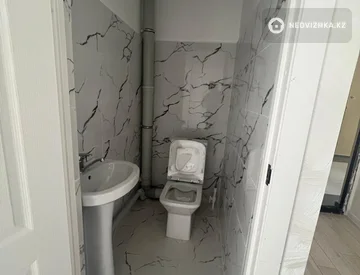 2-комнатная квартира, этаж 4 из 9, 642 м², На длительный срок, миниатюра 5