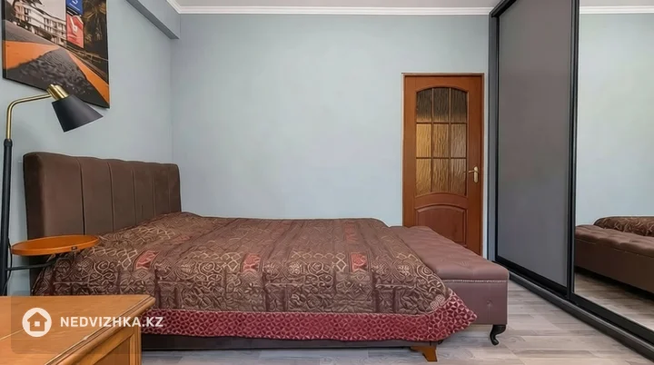 4-комнатная квартира, этаж 3 из 5, 78 м²