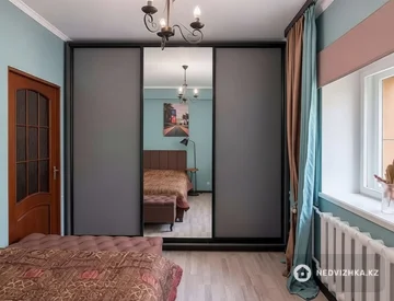 4-комнатная квартира, этаж 3 из 5, 78 м², миниатюра 4