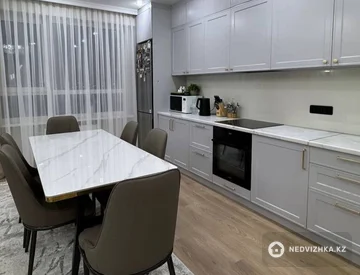 4-комнатная квартира, этаж 9 из 12, 92 м², миниатюра 3