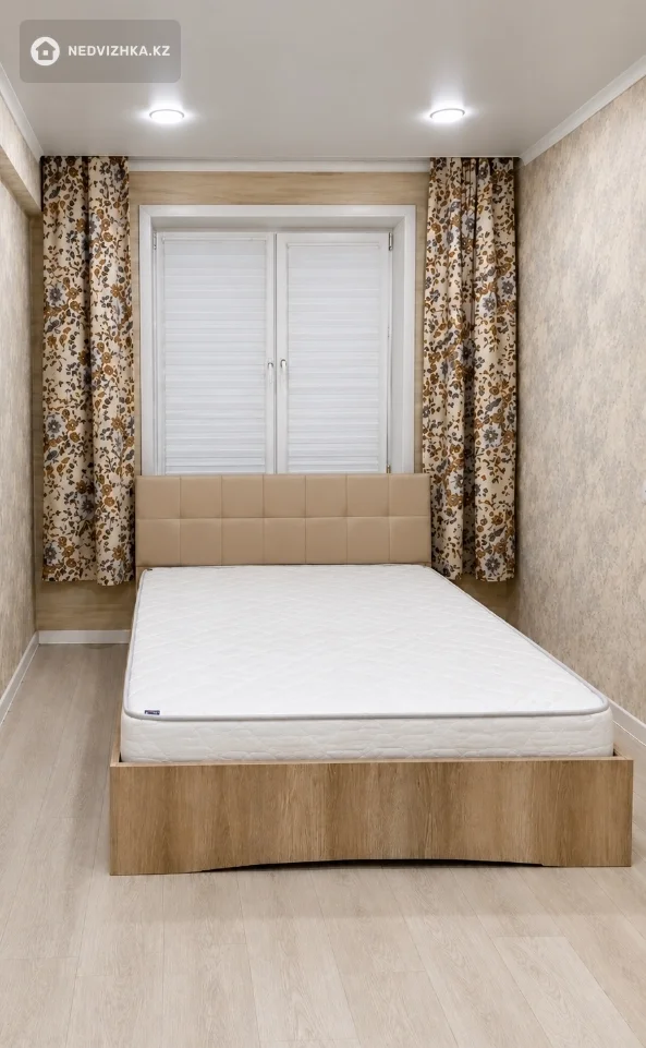 2-комнатная квартира, этаж 4 из 5, 50 м², На длительный срок