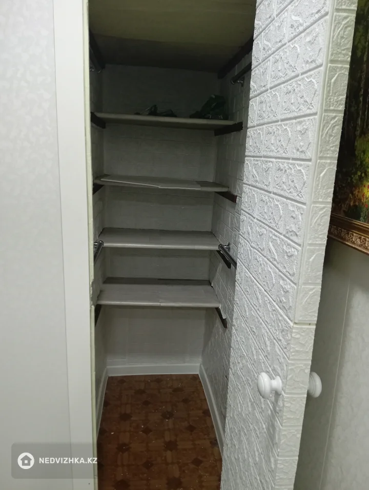2-комнатная квартира, этаж 4 из 5, 50 м², На длительный срок, фотография 4
