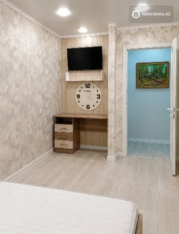 2-комнатная квартира, этаж 4 из 5, 50 м², На длительный срок, фотография 5