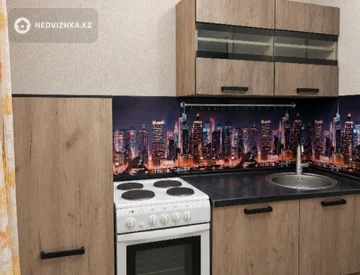 2-комнатная квартира, этаж 4 из 5, 50 м², На длительный срок, миниатюра 6