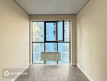 2-комнатная квартира, этаж 14 из 19, 55 м², миниатюра 5