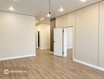 2-комнатная квартира, этаж 14 из 19, 55 м², миниатюра 4