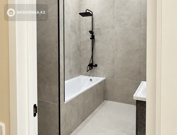 2-комнатная квартира, этаж 14 из 19, 55 м², миниатюра 10