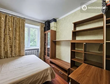 2-комнатная квартира, этаж 4 из 4, 42 м², миниатюра 3
