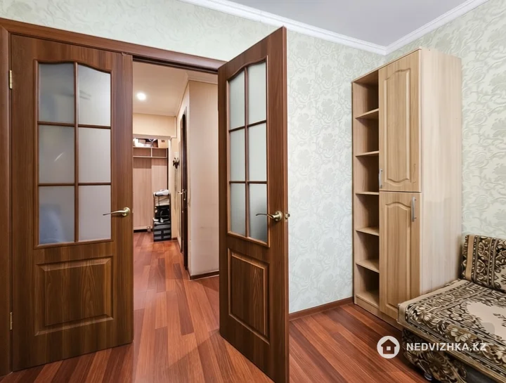 2-комнатная квартира, этаж 4 из 4, 42 м², фотография 4
