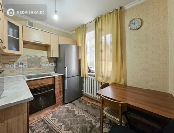 2-комнатная квартира, этаж 4 из 4, 42 м², миниатюра 7