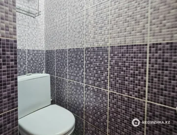 2-комнатная квартира, этаж 4 из 4, 42 м², миниатюра 10
