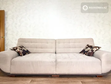 2-комнатная квартира, этаж 7 из 9, 55 м², миниатюра 2