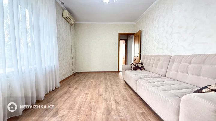 2-комнатная квартира, этаж 7 из 9, 55 м², фотография 3