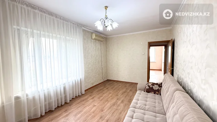 2-комнатная квартира, этаж 7 из 9, 55 м², фотография 4