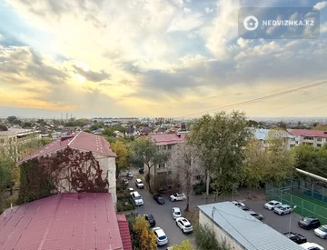 2-комнатная квартира, этаж 7 из 9, 55 м², миниатюра 7