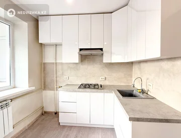 2-комнатная квартира, этаж 7 из 9, 55 м², миниатюра 11