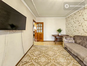 4-комнатная квартира, этаж 4 из 4, 75 м², миниатюра 5