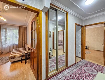 4-комнатная квартира, этаж 4 из 4, 75 м², миниатюра 6