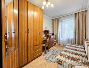 4-комнатная квартира, этаж 4 из 4, 75 м², миниатюра 7