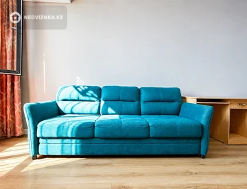 2-комнатная квартира, этаж 5 из 18, 55 м², миниатюра 2
