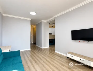 2-комнатная квартира, этаж 5 из 18, 55 м², миниатюра 6