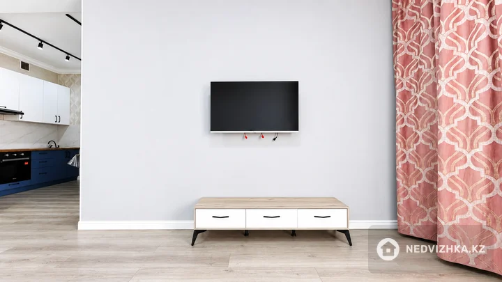 2-комнатная квартира, этаж 5 из 18, 55 м², фотография 4