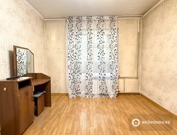 2-комнатная квартира, этаж 1 из 5, 55 м², миниатюра 6