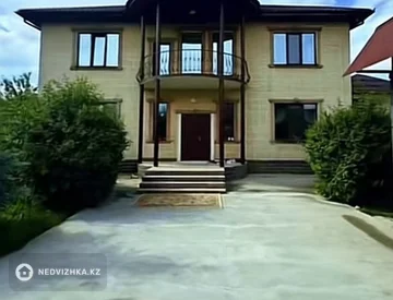 4-комнатный дом, 9 соток, 340 м², миниатюра 1