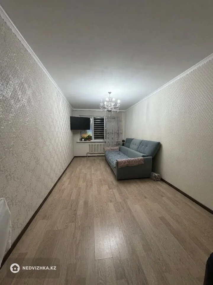 3-комнатная квартира, этаж 2 из 5, 76 м², фотография 3