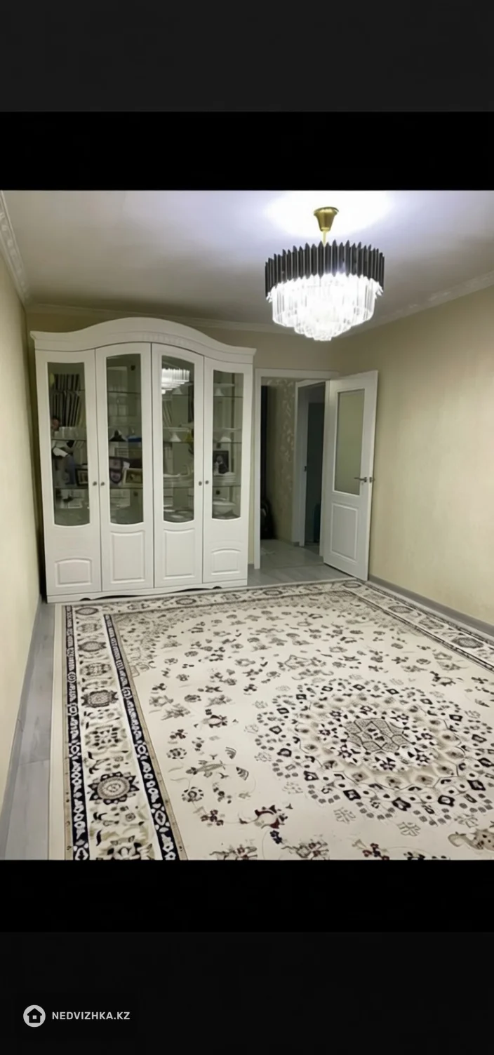 3-комнатная квартира, этаж 5 из 5, 64 м², фотография 2