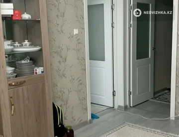 3-комнатная квартира, этаж 5 из 5, 64 м², миниатюра 4