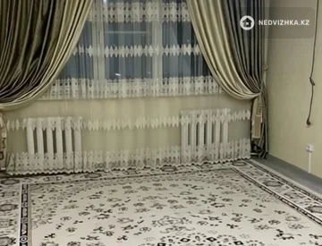 3-комнатная квартира, этаж 5 из 5, 64 м², миниатюра 1