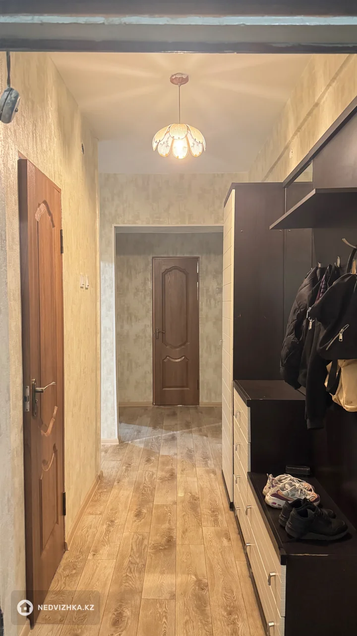 2-комнатная квартира, этаж 1 из 3, 52 м², На длительный срок