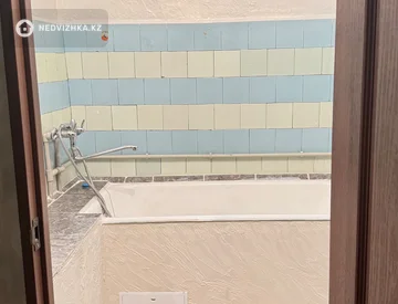 2-комнатная квартира, этаж 1 из 3, 52 м², На длительный срок, миниатюра 3