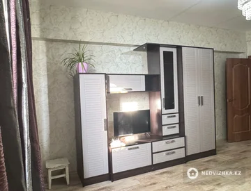 2-комнатная квартира, этаж 1 из 3, 52 м², На длительный срок, миниатюра 4