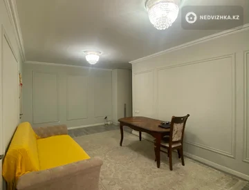 4-комнатная квартира, этаж 8 из 9, 88 м², миниатюра 3