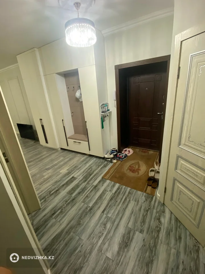 4-комнатная квартира, этаж 8 из 9, 88 м², фотография 4