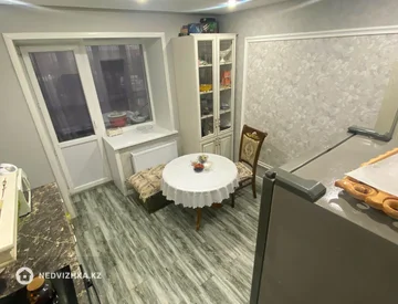 4-комнатная квартира, этаж 8 из 9, 88 м², миниатюра 6